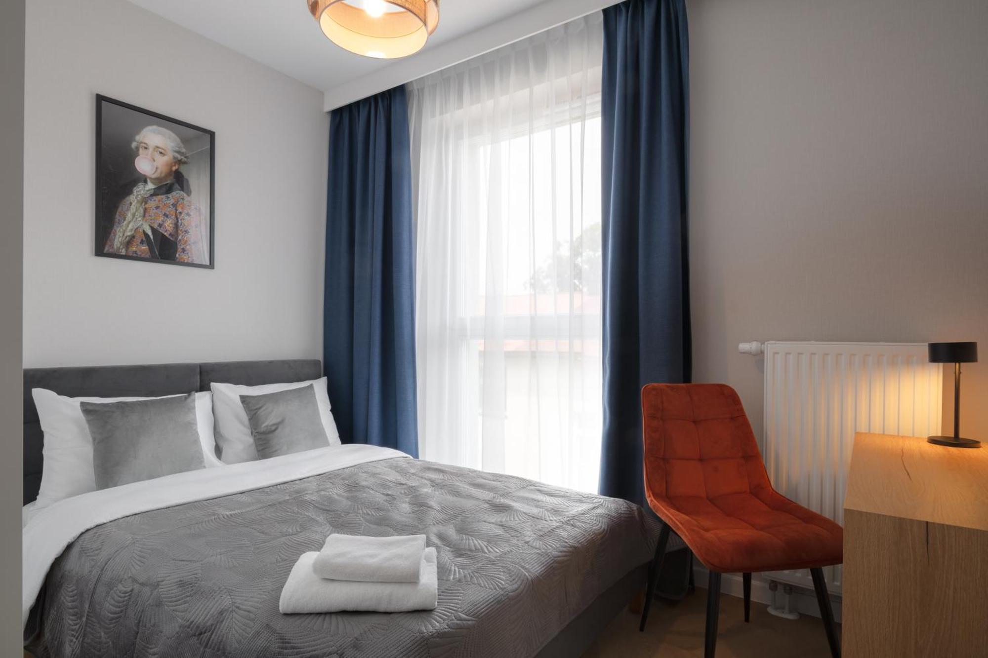 Metropolis Old Town Apartments Краків Екстер'єр фото