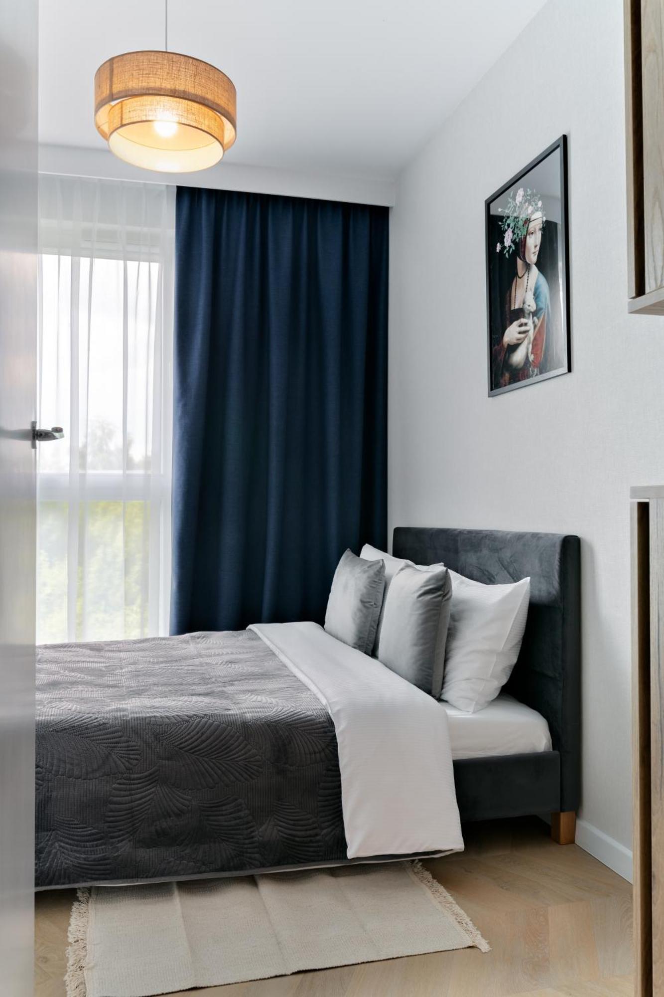Metropolis Old Town Apartments Краків Екстер'єр фото