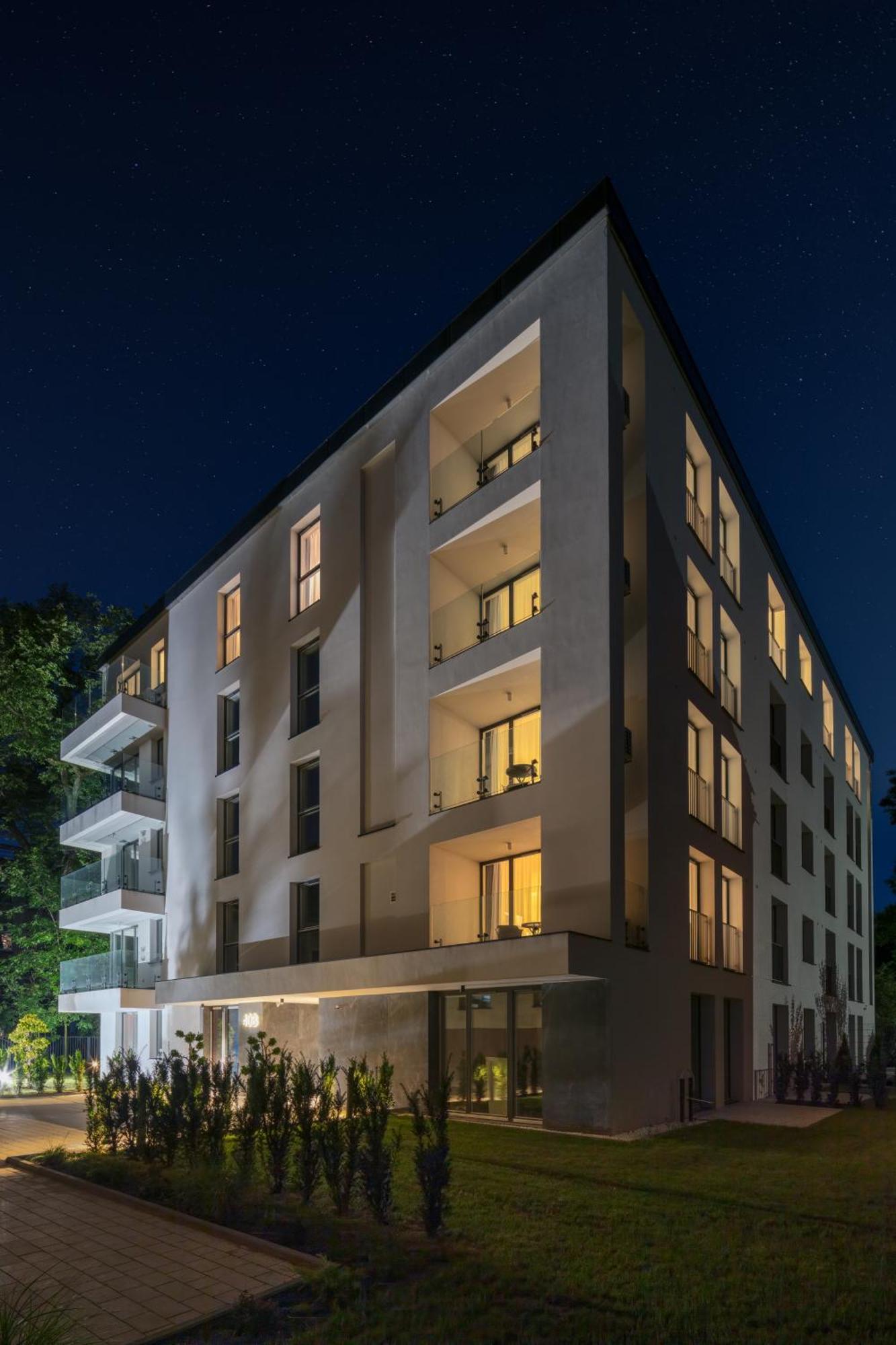 Metropolis Old Town Apartments Краків Екстер'єр фото